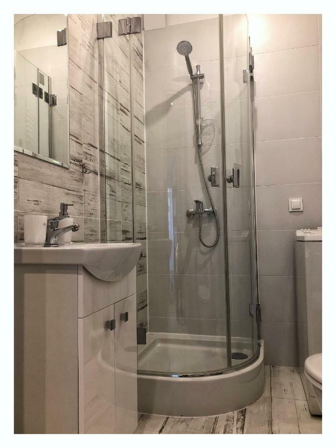 Apartament Przy Ratuszu เชชูฟ ภายนอก รูปภาพ
